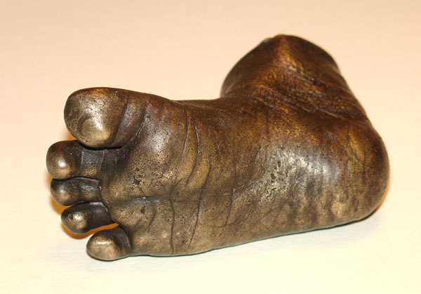 3D Abdruck von babyfusserl.at in echt Wiener Bronze gegossen